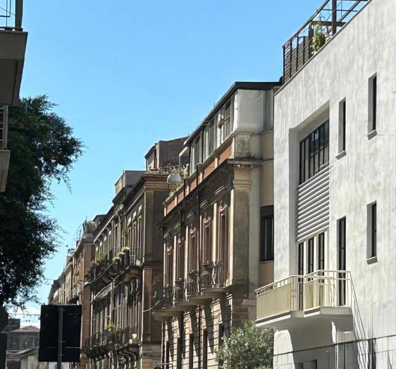 Fra Le Righe Bed & Breakfast Catania Ngoại thất bức ảnh